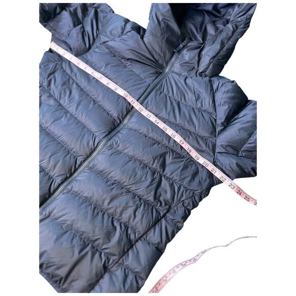 NWOT Uniqlo Ultra Light Down Navy Ladies Hooded Puffer Jacket Size Medium - Picture 6 of 11